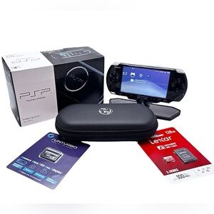 Sony PSP 1000 Gaming Bundle (Piano Black)